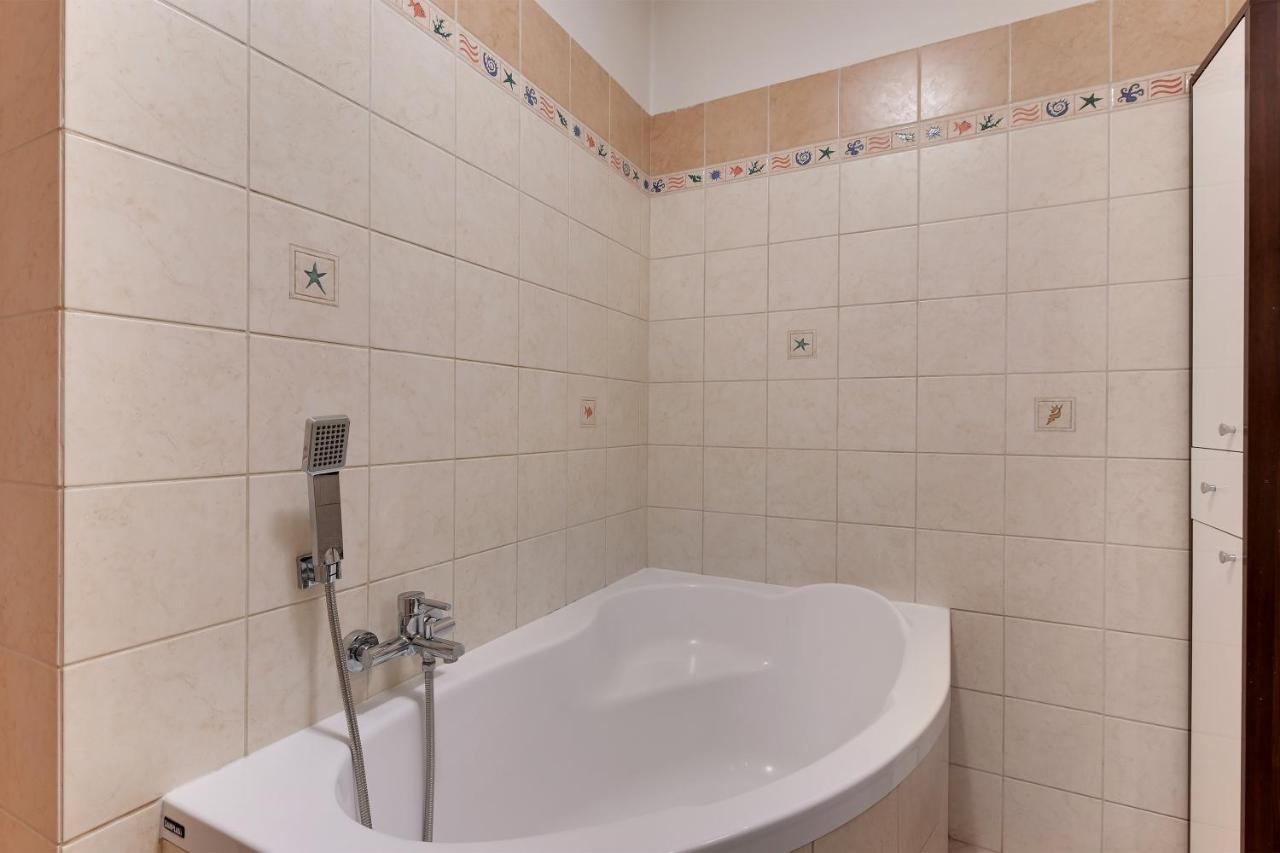 Apartament Downtown Gdynia Srodmiescie By Grand Apartments Esterno foto
